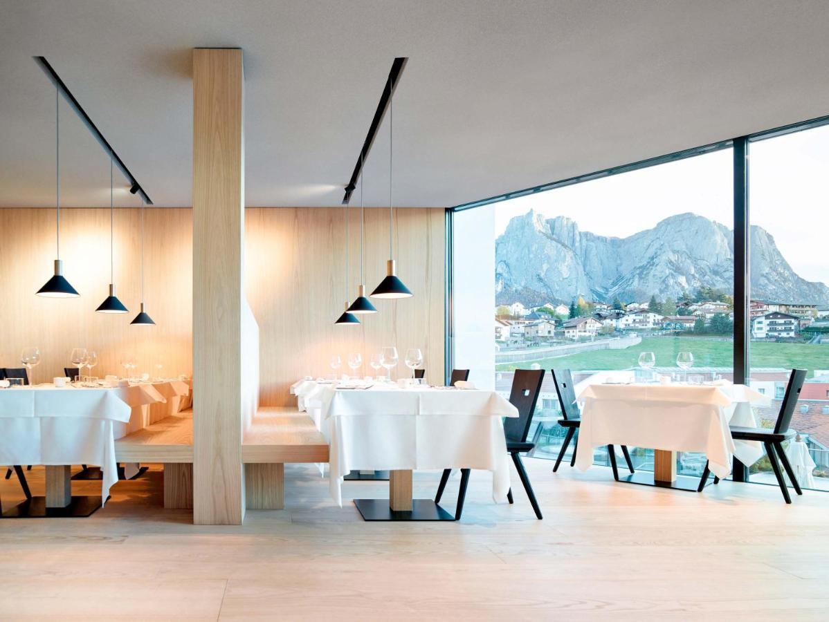 Schgaguler Hotel กัสเตลรอตโต ภายนอก รูปภาพ